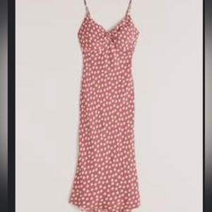 Abercrombie & Fitch Knot-Front Slip MIDI Dress in Dusty Pink Dot
